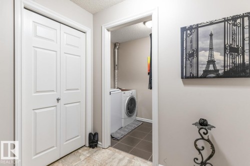 115 2208 44 Avenue, Edmonton, AB - Indoor