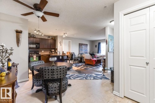 115 2208 44 Avenue, Edmonton, AB - Indoor