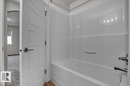 219 14808 125 Street, Edmonton, AB - Indoor Photo Showing Bathroom