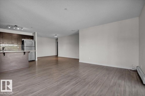 219 14808 125 Street, Edmonton, AB - Indoor Photo Showing Kitchen