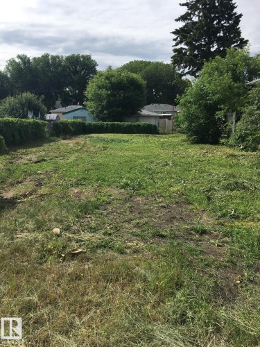 3639 114 Avenue, Edmonton, AB 