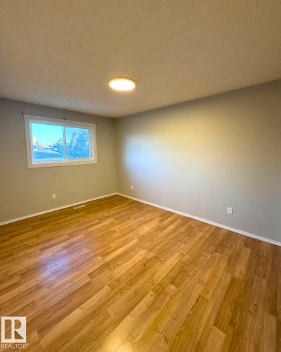 1504 62 Street, Edmonton, AB - Indoor Photo Showing Other Room
