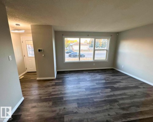 1504 62 Street, Edmonton, AB - Indoor Photo Showing Other Room
