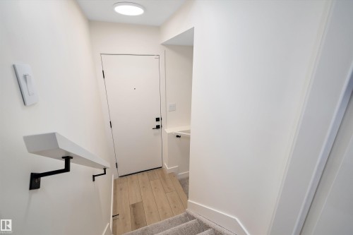 11605 90 Street, Edmonton, AB - Indoor Photo Showing Other Room