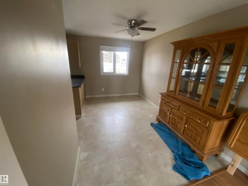 4813 54 Street, Vegreville, AB - Indoor Photo Showing Other Room