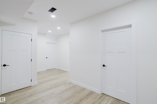 17539 61 Street, Edmonton, AB - Indoor Photo Showing Other Room