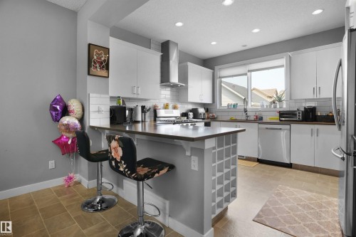 5050 Andison Close, Edmonton, AB - Indoor Photo Showing Kitchen