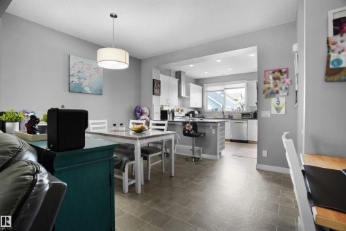 5050 Andison Close, Edmonton, AB - Indoor Photo Showing Dining Room