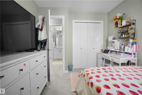 5050 Andison Close, Edmonton, AB - Indoor Photo Showing Bedroom