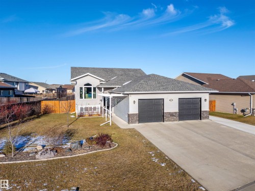 4916 59 Avenue, Cold Lake, AB - Outdoor