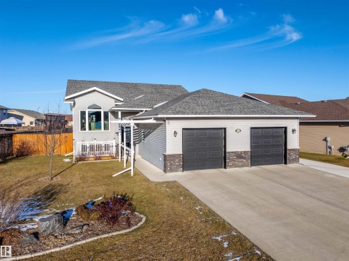 4916 59 Avenue, Cold Lake, AB - Outdoor