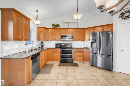 4916 59 Avenue, Cold Lake, AB - Indoor Photo Showing Kitchen