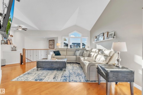 4916 59 Avenue, Cold Lake, AB - Indoor Photo Showing Living Room