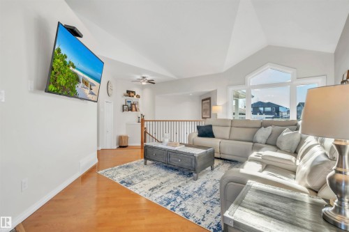 4916 59 Avenue, Cold Lake, AB - Indoor Photo Showing Living Room