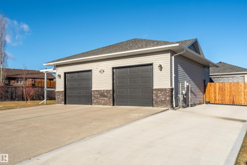 4916 59 Avenue, Cold Lake, AB - Outdoor