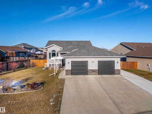 4916 59 Avenue, Cold Lake, AB - Outdoor