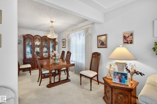 5607 97 Avenue, Edmonton, AB - Indoor