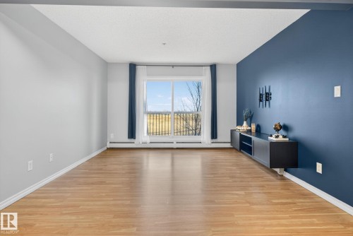 310 646 Mcallister Loop, Edmonton, AB - Indoor Photo Showing Other Room