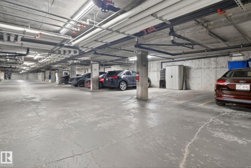 310 646 Mcallister Loop, Edmonton, AB - Indoor Photo Showing Garage