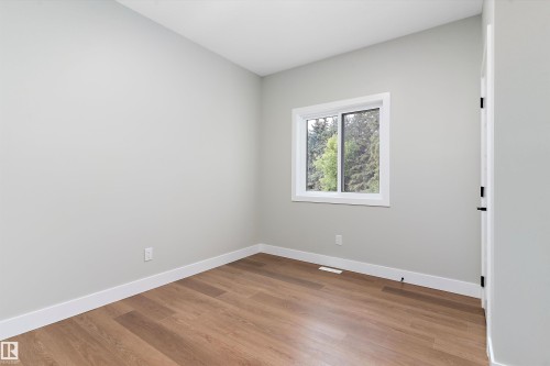 5020 50 Street, Calmar, AB - Indoor Photo Showing Other Room