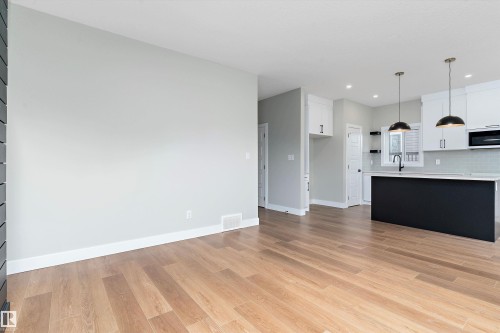 5020 50 Street, Calmar, AB - Indoor Photo Showing Kitchen