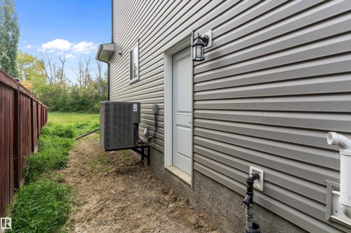 5020 50 Street, Calmar, AB - Outdoor