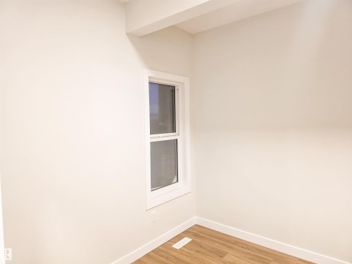 6 Elis Link, Spruce Grove, AB - Indoor Photo Showing Other Room