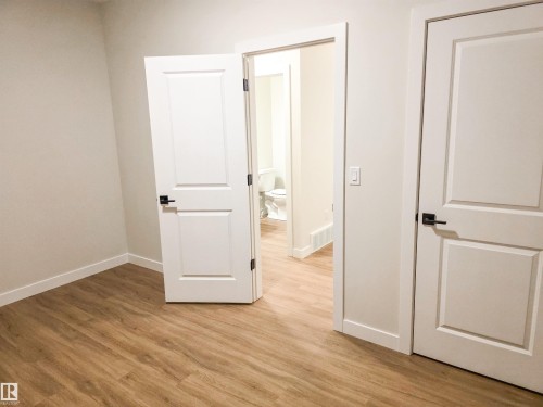6 Elis Link, Spruce Grove, AB - Indoor Photo Showing Other Room