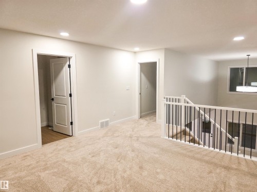 6 Elis Link, Spruce Grove, AB - Indoor Photo Showing Other Room