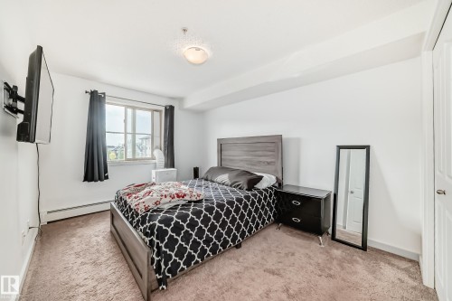 303 1070 Mcconachie Blvd, Edmonton, AB - Indoor Photo Showing Bedroom