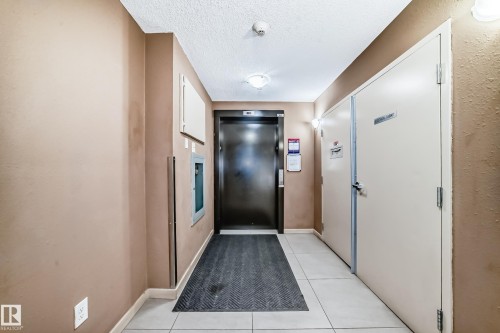 303 1070 Mcconachie Blvd, Edmonton, AB - Indoor Photo Showing Other Room