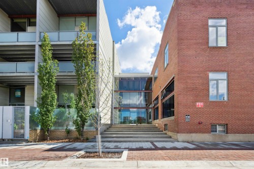 111 10309 107 Street, Edmonton, AB - Outdoor