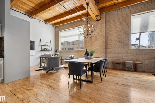 111 10309 107 Street, Edmonton, AB - Indoor