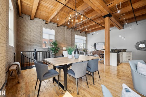 111 10309 107 Street, Edmonton, AB - Indoor Photo Showing Dining Room