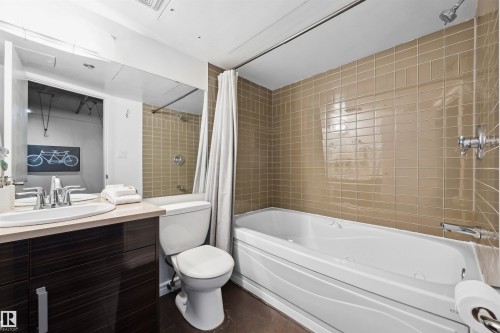 111 10309 107 Street, Edmonton, AB - Indoor Photo Showing Bathroom