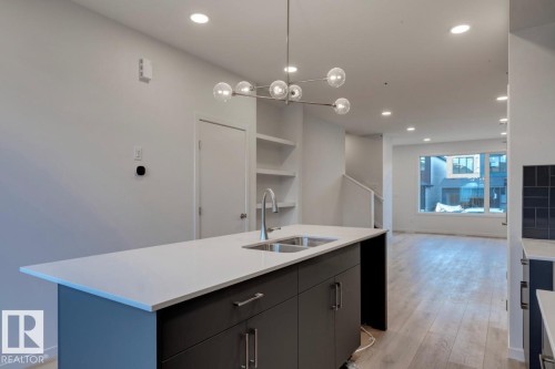 339 30 Street, Edmonton, AB - Indoor Photo Showing Kitchen With Double Sink