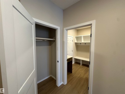 1152 South Creek Wynd, Stony Plain, AB - Indoor