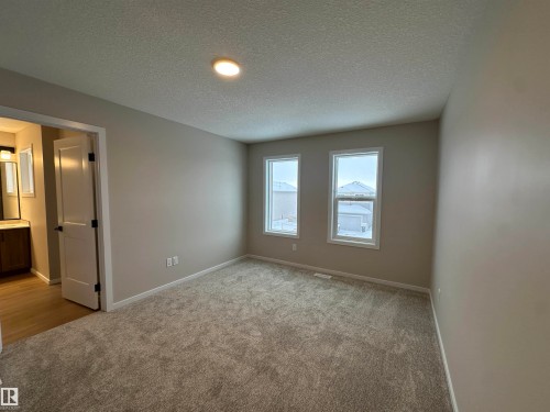 1152 South Creek Wynd, Stony Plain, AB - Indoor Photo Showing Other Room