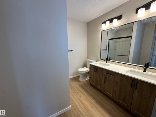 1152 South Creek Wynd, Stony Plain, AB - Indoor Photo Showing Bathroom