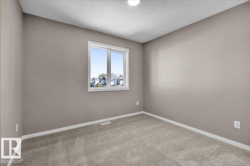 1152 South Creek Wynd, Stony Plain, AB - Indoor Photo Showing Other Room