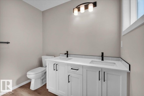 1152 South Creek Wynd, Stony Plain, AB - Indoor Photo Showing Bathroom