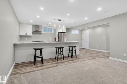 11155 37 Avenue, Edmonton, AB - Indoor Photo Showing Kitchen With Upgraded Kitchen