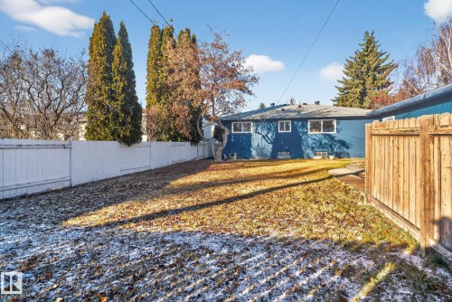 11155 37 Avenue, Edmonton, AB - Outdoor