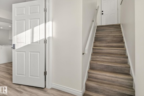 11155 37 Avenue, Edmonton, AB - Indoor Photo Showing Other Room