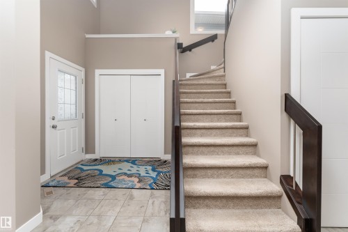 2211 Calhoun Link Link, Edmonton, AB - Indoor Photo Showing Other Room