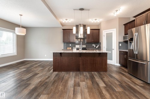 2211 Calhoun Link Link, Edmonton, AB - Indoor Photo Showing Kitchen