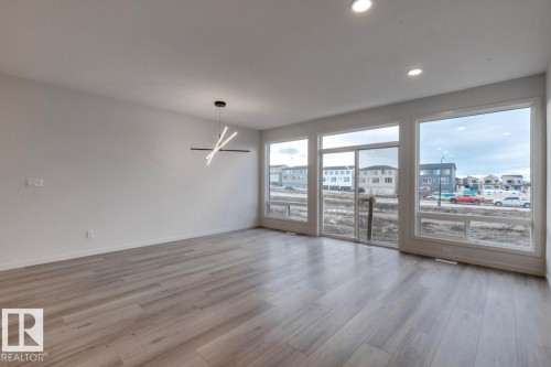 308 30 Street, Edmonton, AB - Indoor