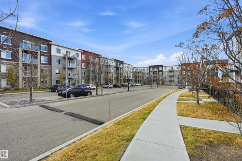 228 812 Welsh Drive, Edmonton, AB - Outdoor With Facade