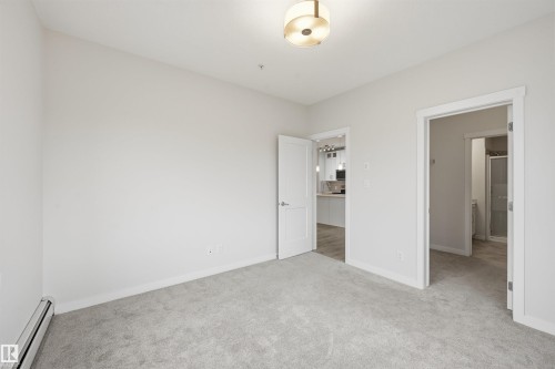 228 812 Welsh Drive, Edmonton, AB - Indoor Photo Showing Other Room