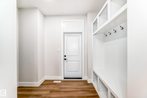 7025 Kiviaq Crescent, Edmonton, AB - Indoor Photo Showing Other Room